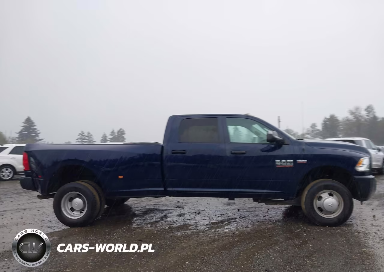 2018 Ram 3500 Tradesman VIN:3C63RRGJ7JG412605 - 13