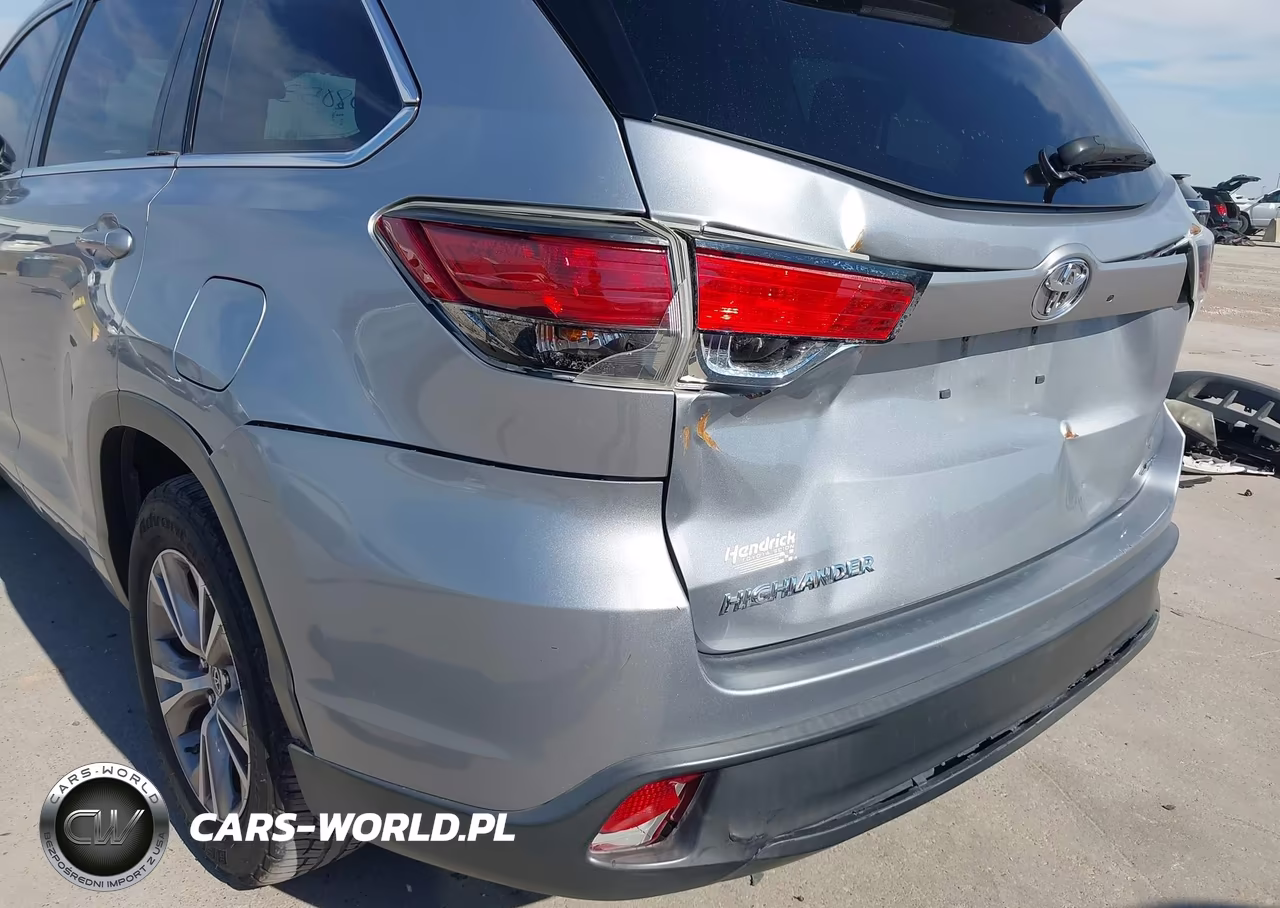 2015 Toyota Highlander Xle V6 VIN:5TDKKRFH5FS107507 - 6