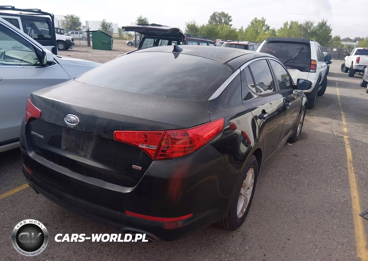 2012 Kia Optima Lx VIN:5XXGM4A75CG003274 - 4