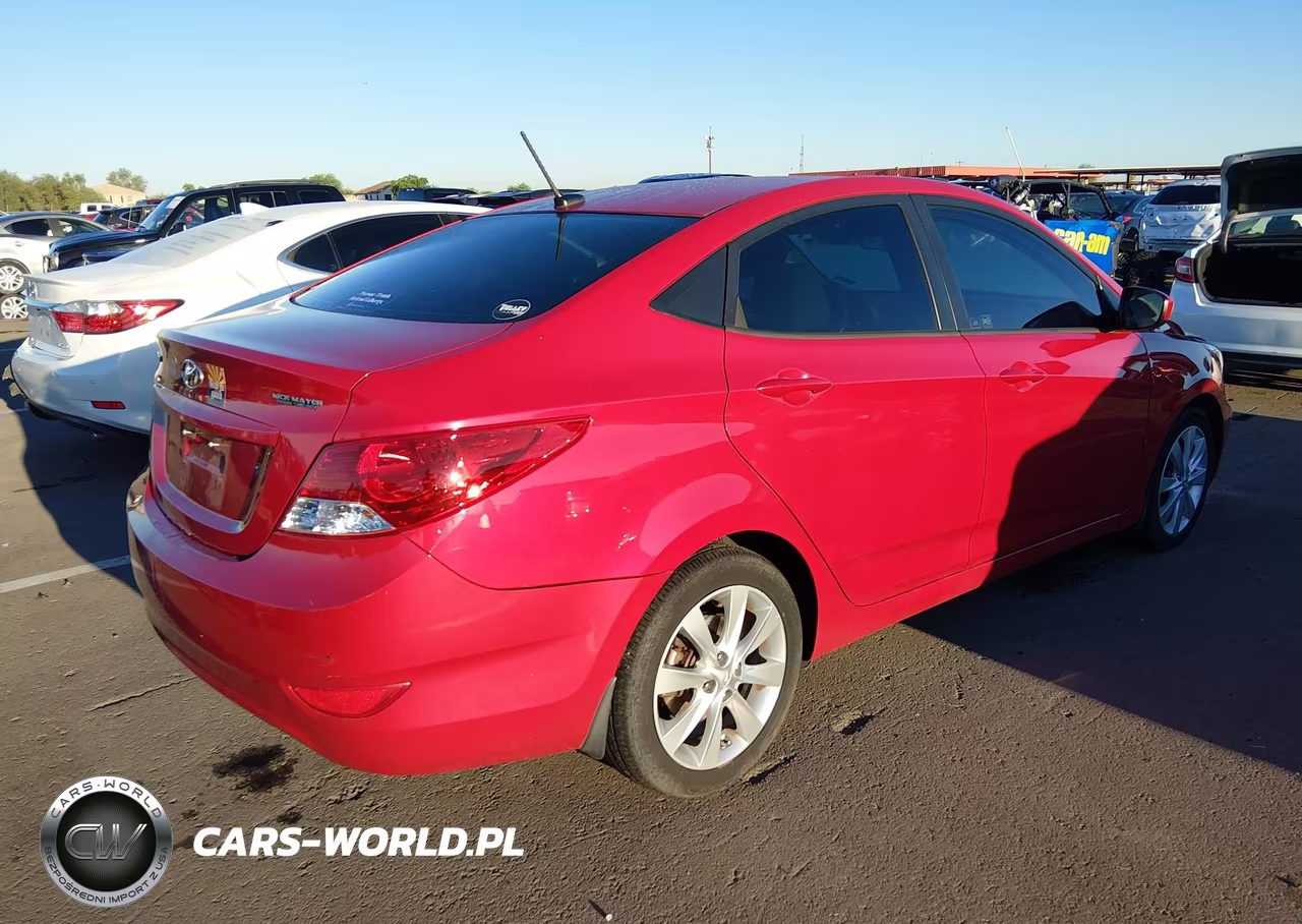 2012 Hyundai Accent Gls VIN:KMHCU4AE5CU187912 - 4