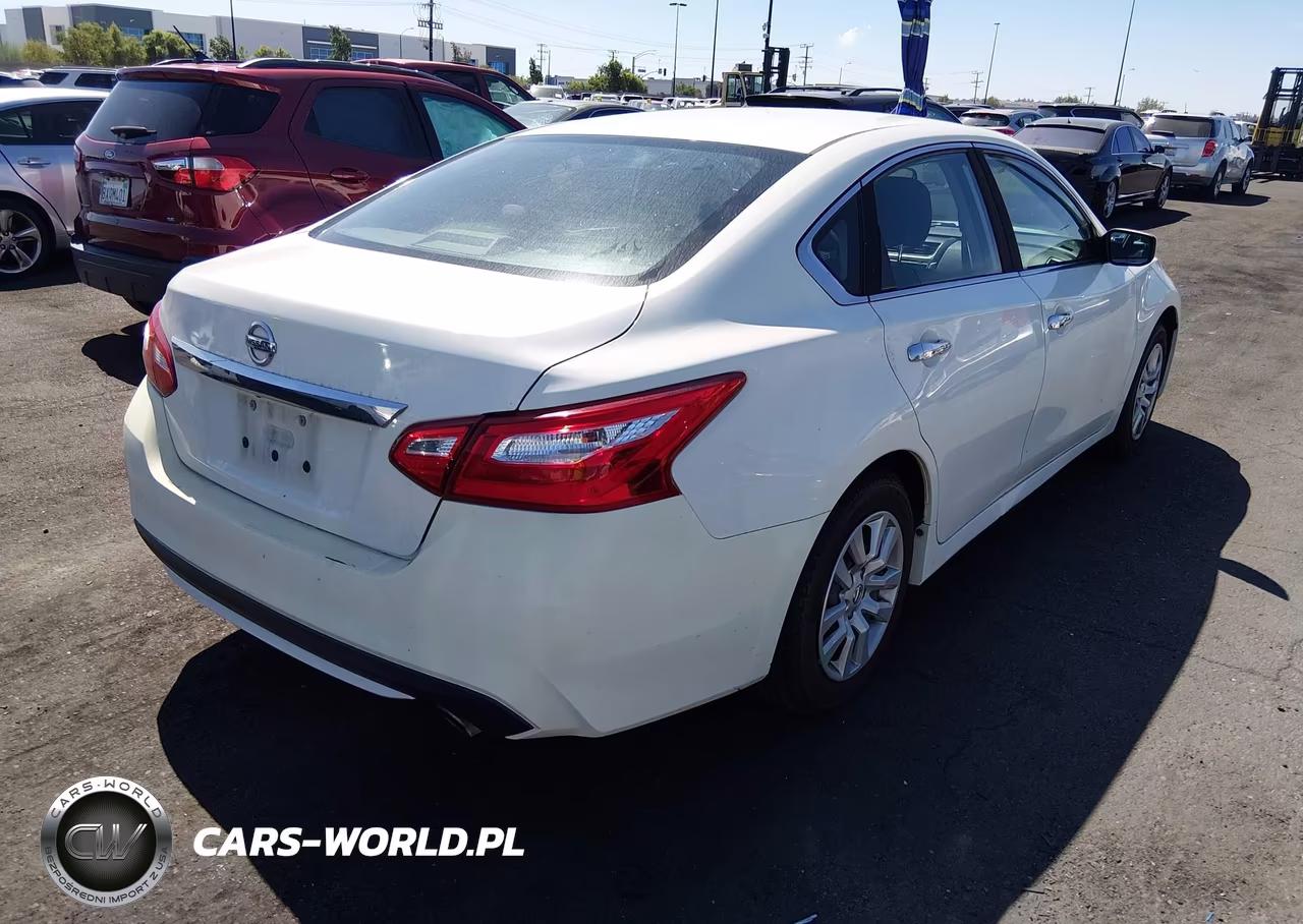 2017 Nissan Altima 2.5 S VIN:1N4AL3AP9HC248286 - 4
