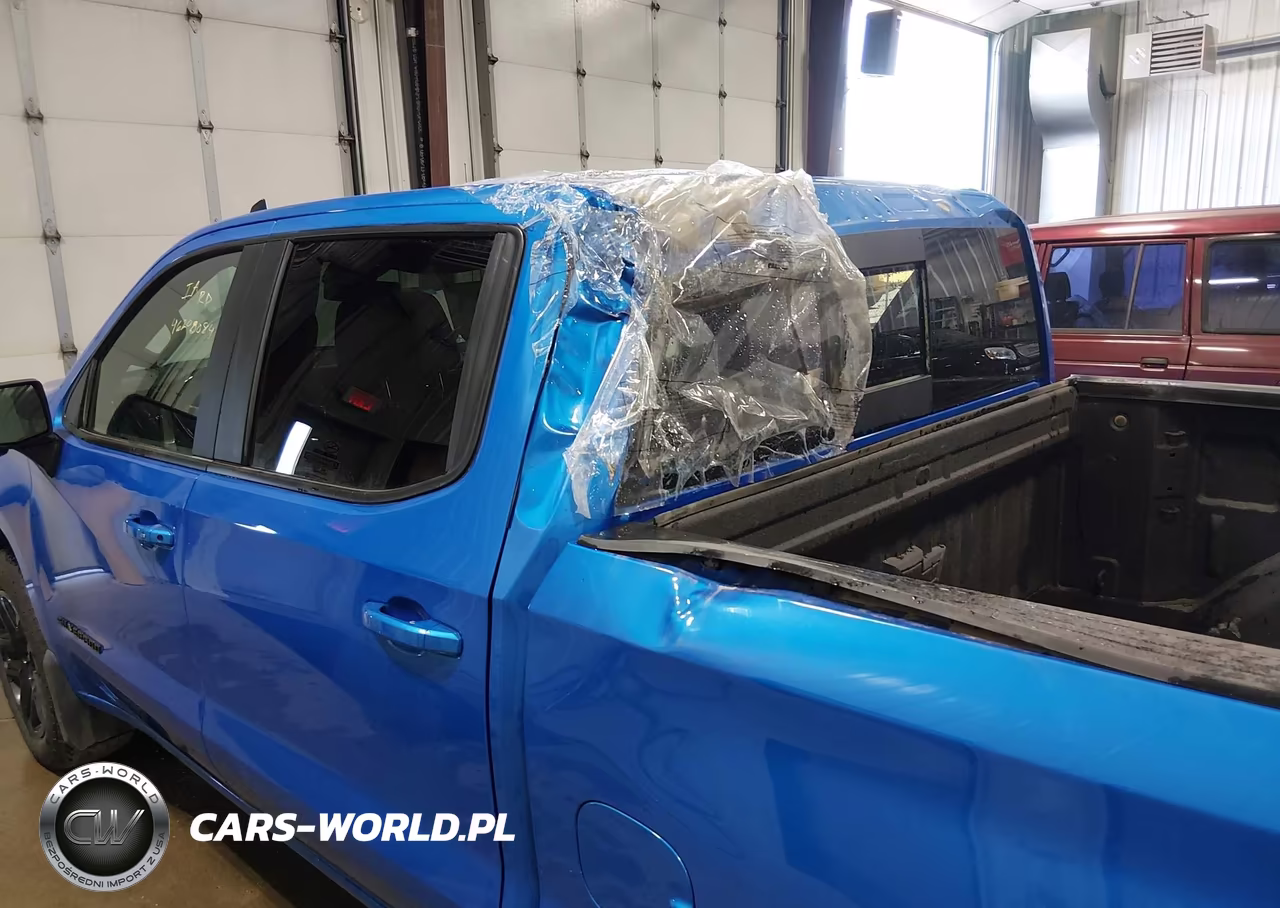 2026 Chevrolet Silverado 1500 4Wd Short Bed Rst VIN:1GCUKEED0TZ231811 - 6
