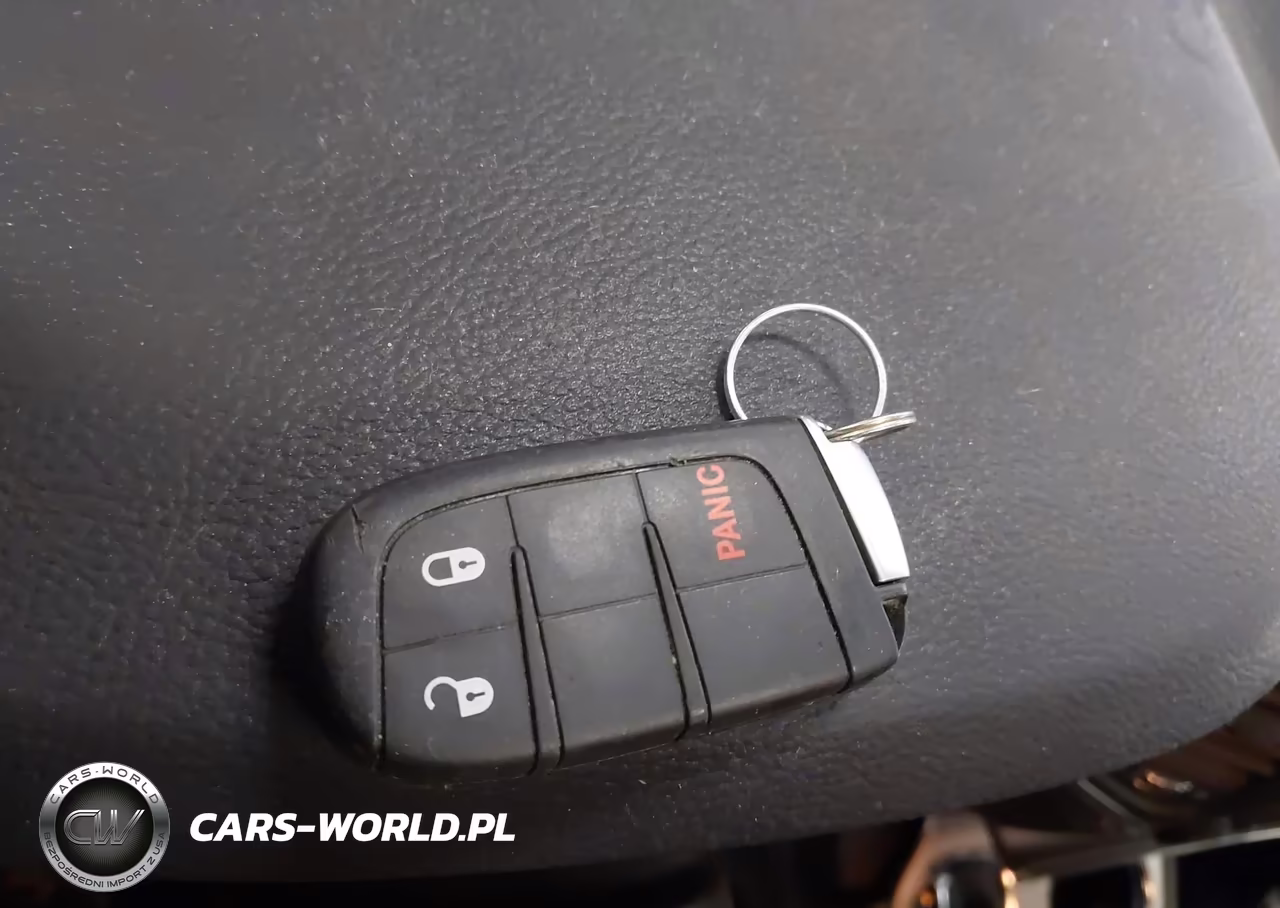 2021 Jeep Grand Cherokee Laredo E 4X4 VIN:1C4RJFAG8MC770390 - 11
