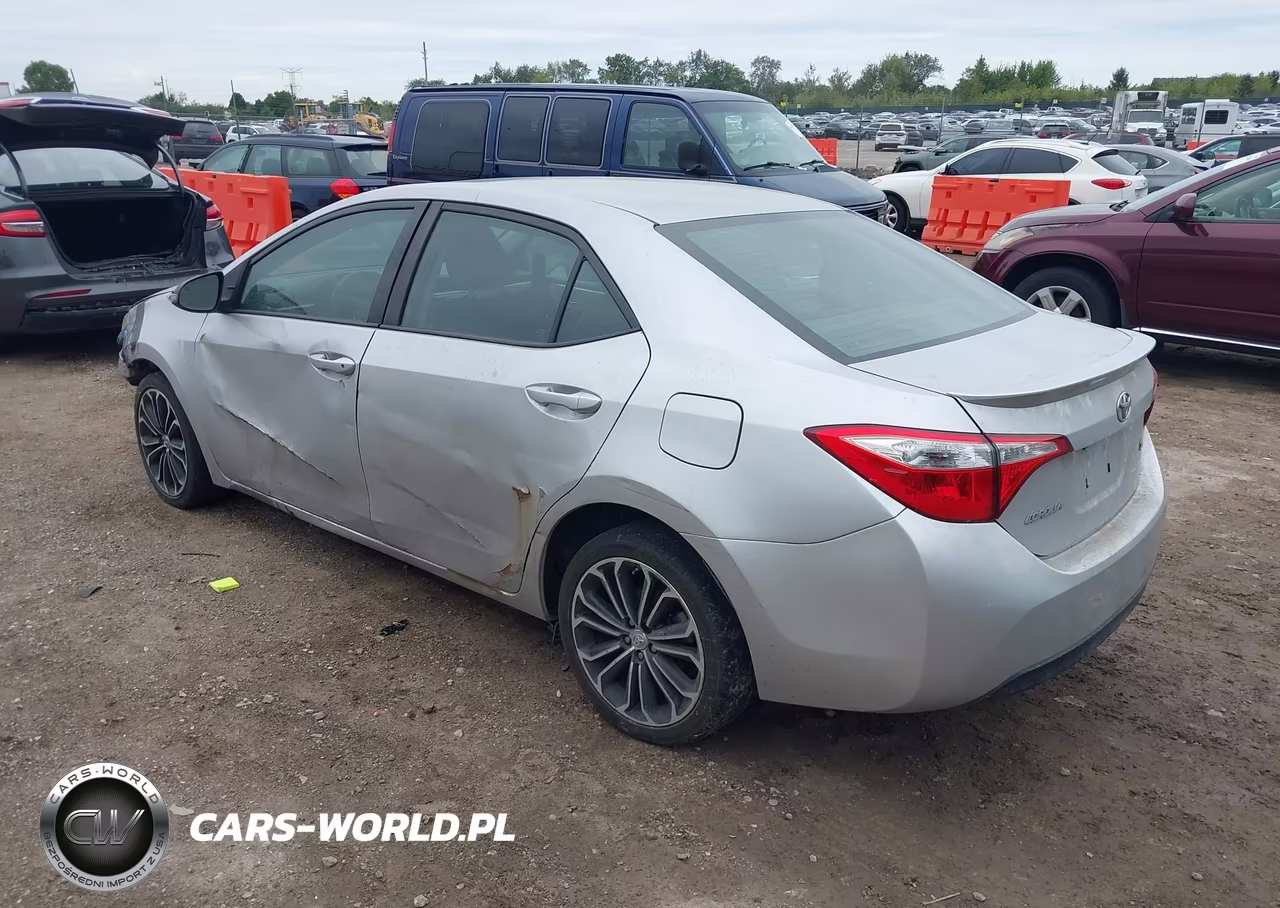 2015 Toyota Corolla S Plus VIN:2T1BURHE5FC378878 - 3