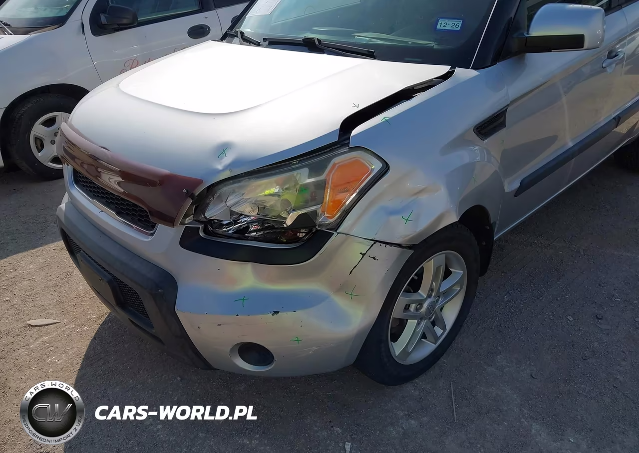 2011 Kia Soul + VIN:KNDJT2A22B7708767 - 6