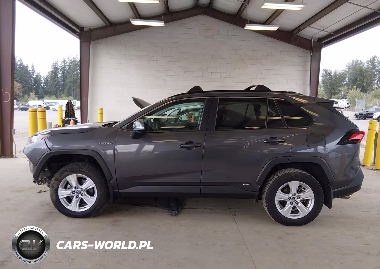 2020 Toyota Rav4 Hybrid Le VIN:2T3MWRFV4LW061004 - 14