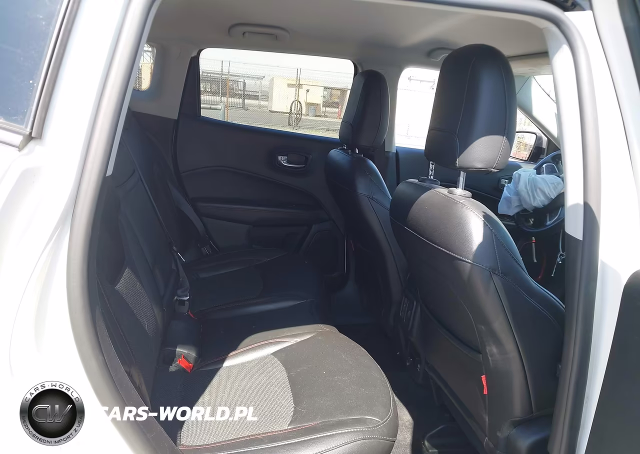 2019 Jeep Compass Trailhawk 4X4 VIN:3C4NJDDB6KT790478 - 8