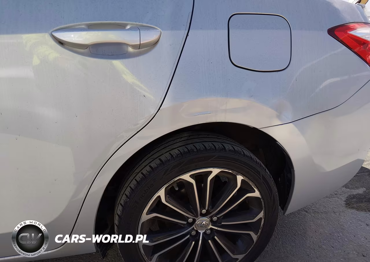 2015 Toyota Corolla S Plus VIN:2T1BURHE0FC423225 - 13