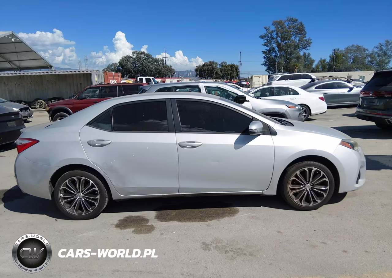 2015 Toyota Corolla S Plus VIN:2T1BURHE0FC423225 - 16