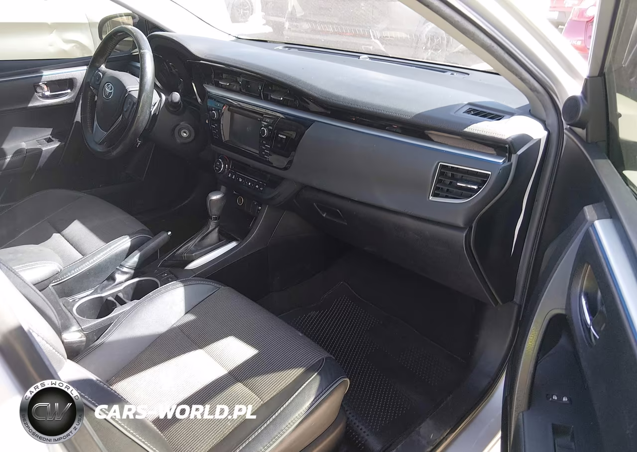 2015 Toyota Corolla S Plus VIN:2T1BURHE0FC423225 - 5