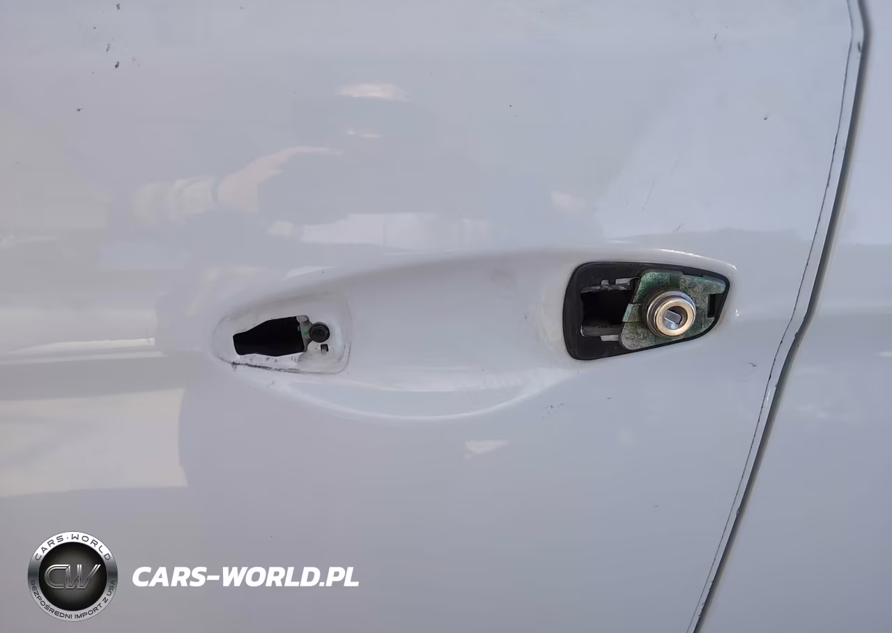 2018 Hyundai Santa Fe Se VIN:KM8SM4HF9JU260643 - 13