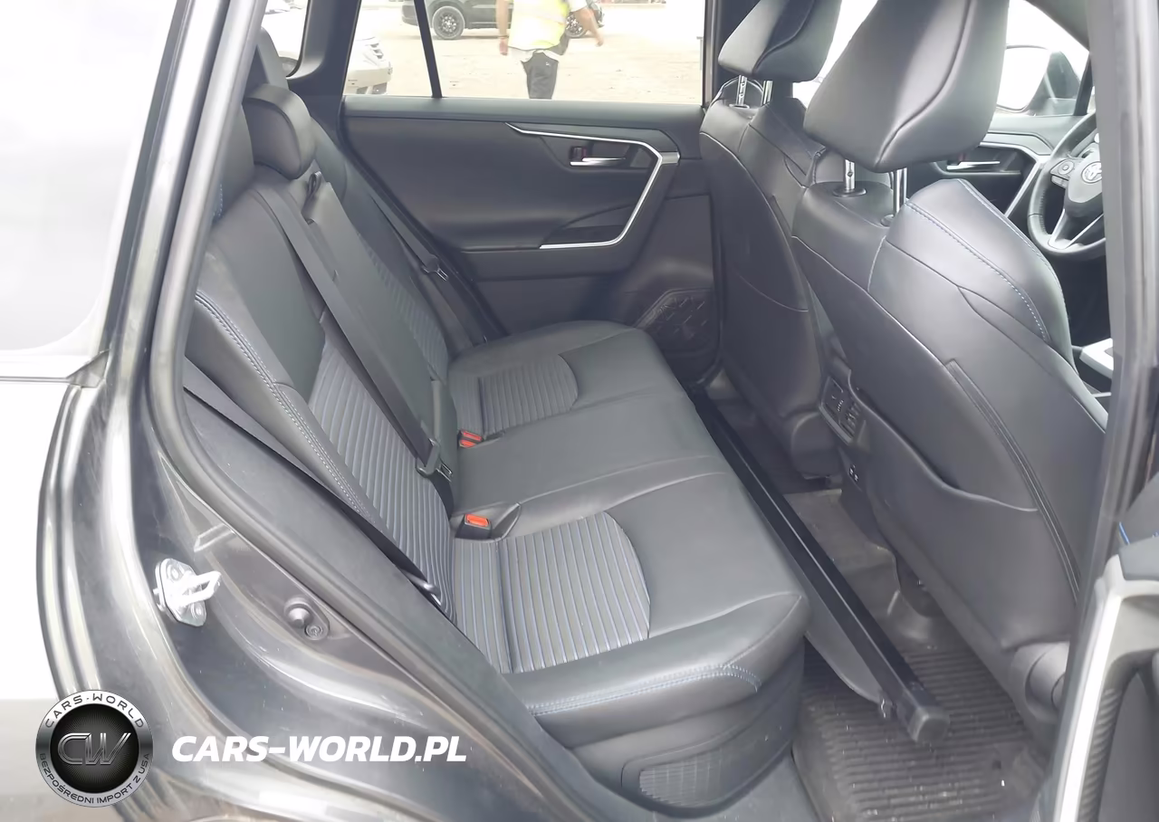 2020 Toyota Rav4 Hybrid Xse VIN:2T3EWRFV7LW047439 - 8