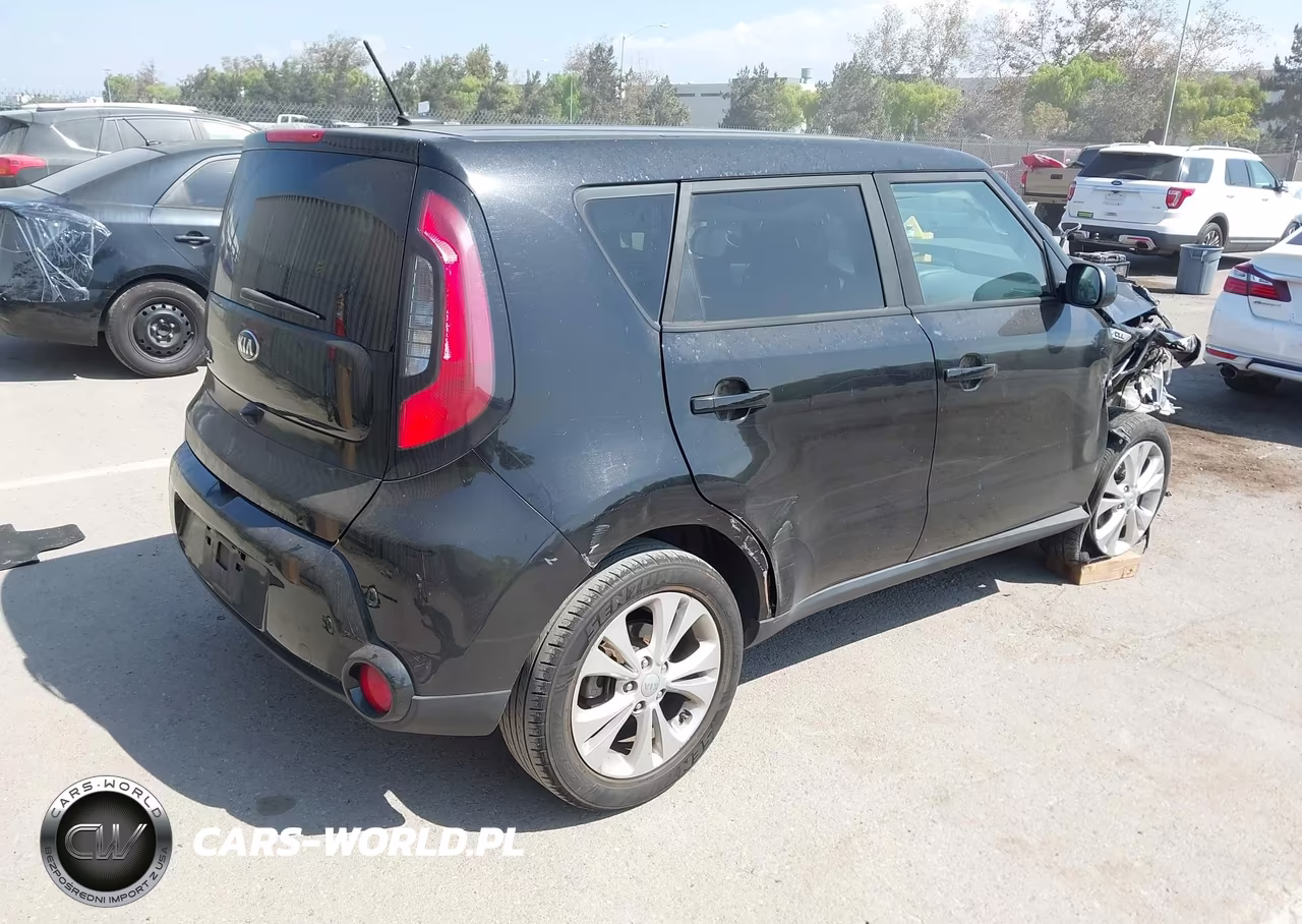 2016 Kia Soul + VIN:KNDJP3A52G7318280 - 4