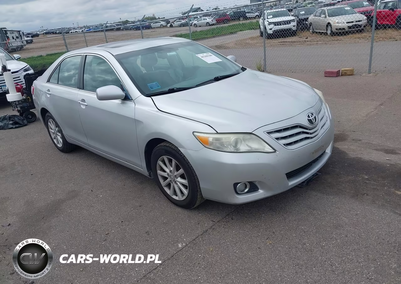 2011 Toyota Camry Xle – zdjęcie 1 z 17