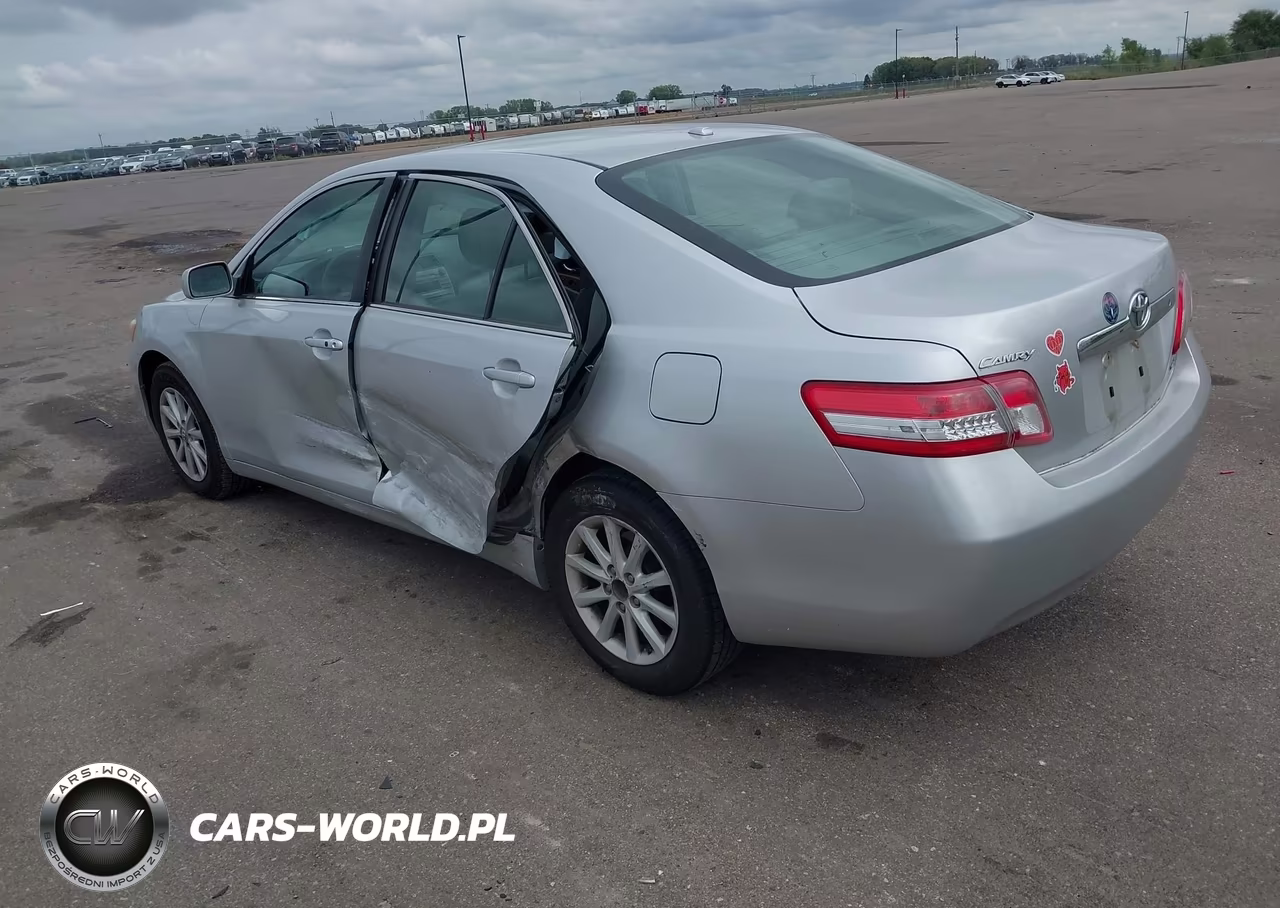 2011 Toyota Camry Xle VIN:4T4BF3EK3BR205425 - 3