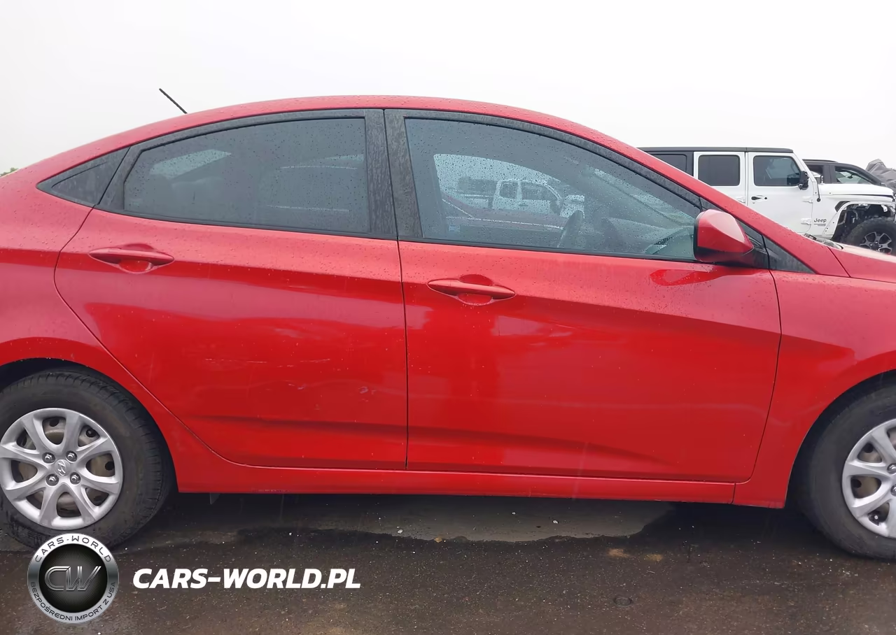 2013 Hyundai Accent Gls VIN:KMHCT4AE8DU522570 - 13
