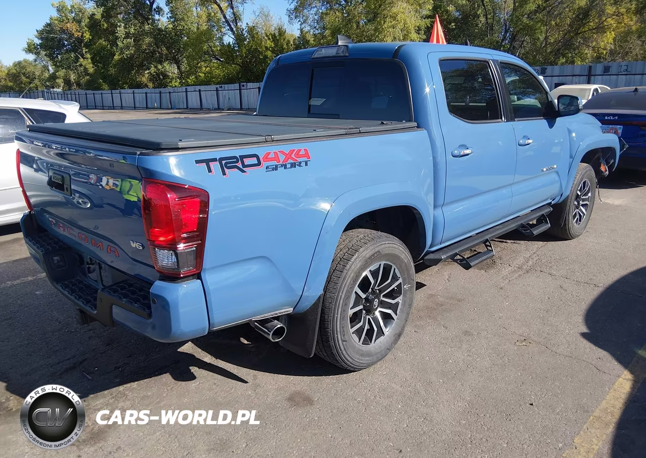 2019 Toyota Tacoma Trd Sport VIN:3TMCZ5AN6KM237053 - 4