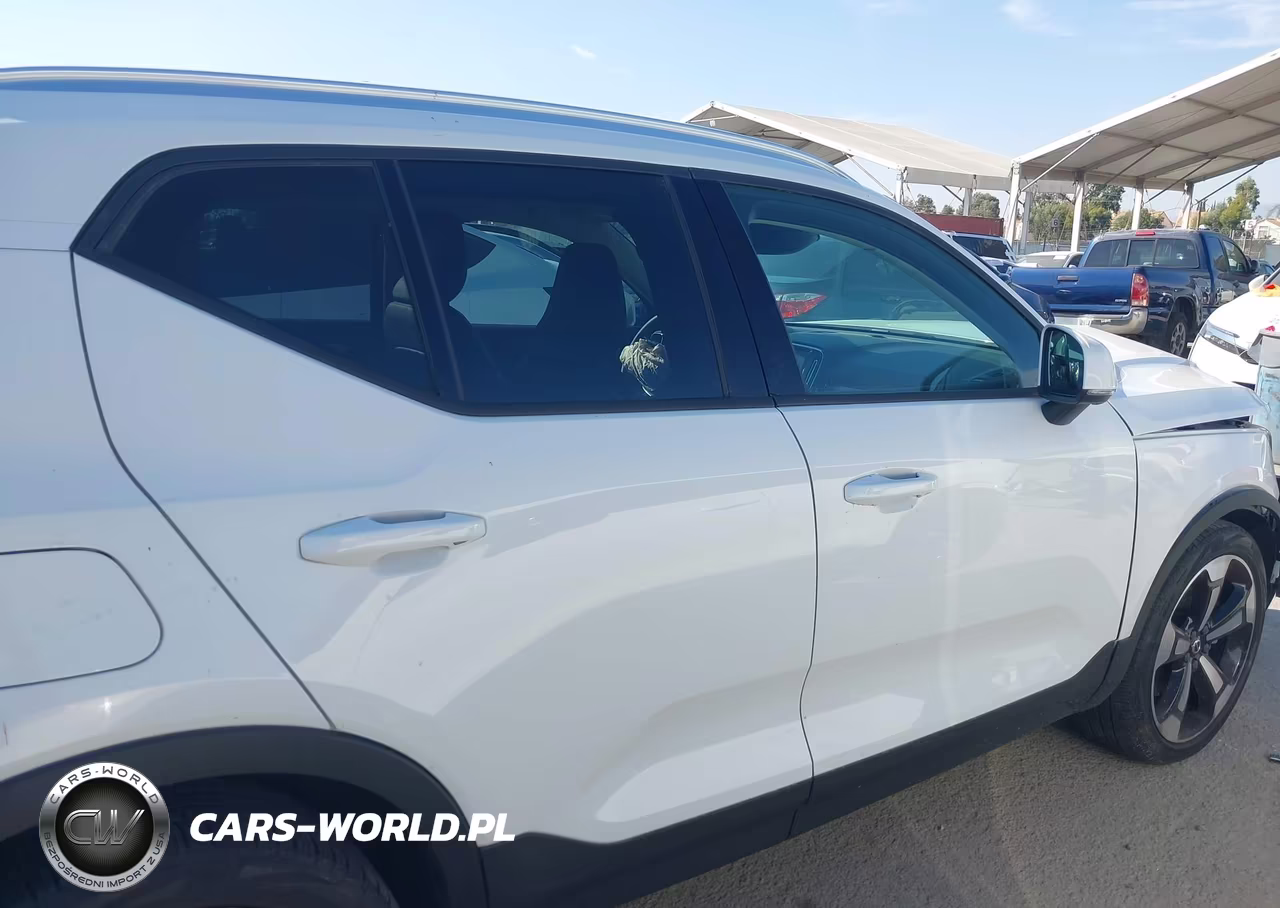 2020 Volvo Xc40 T5 Momentum VIN:YV4162UK9L2253639 - 12