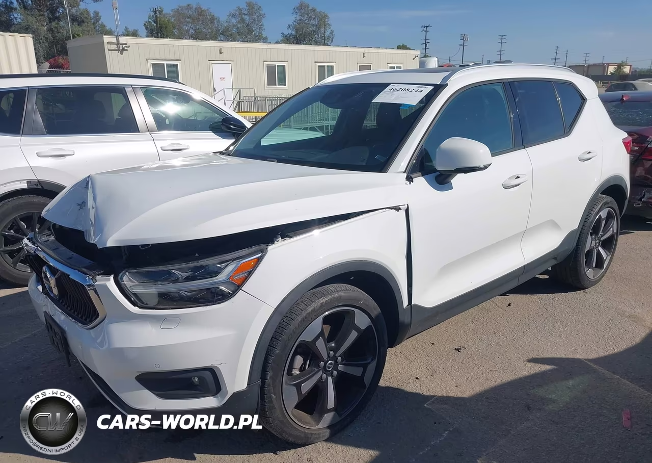 2020 Volvo Xc40 T5 Momentum VIN:YV4162UK9L2253639 - 2