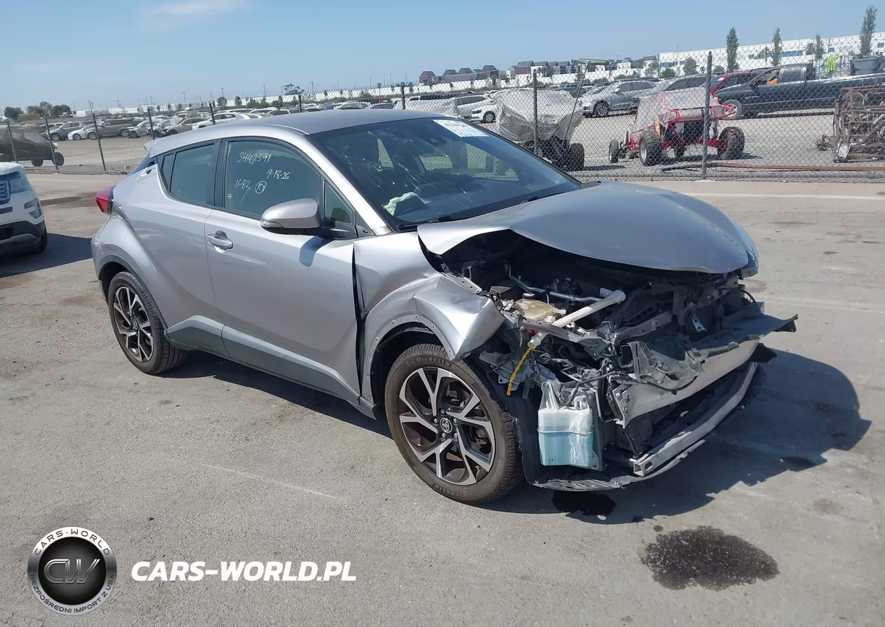 2020 Toyota C-Hr Xle VIN:JTNKHMBX0L1079165 - 1