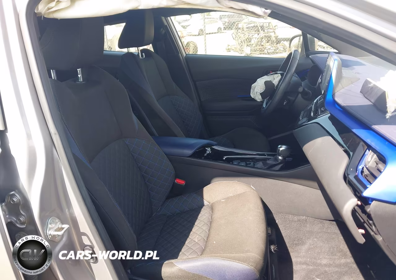 2020 Toyota C-Hr Xle VIN:JTNKHMBX0L1079165 - 5