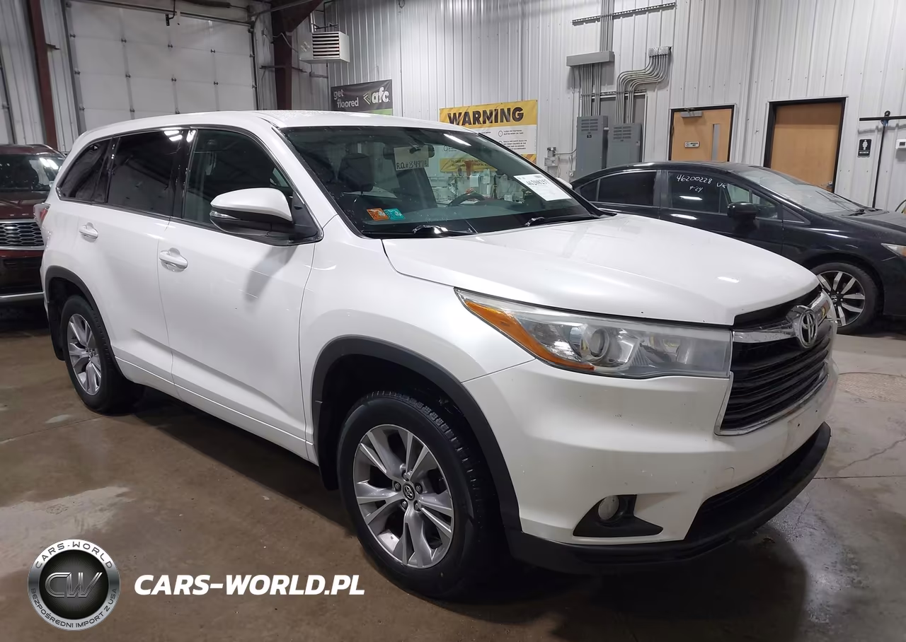 2016 Toyota Highlander Le Plus V6
