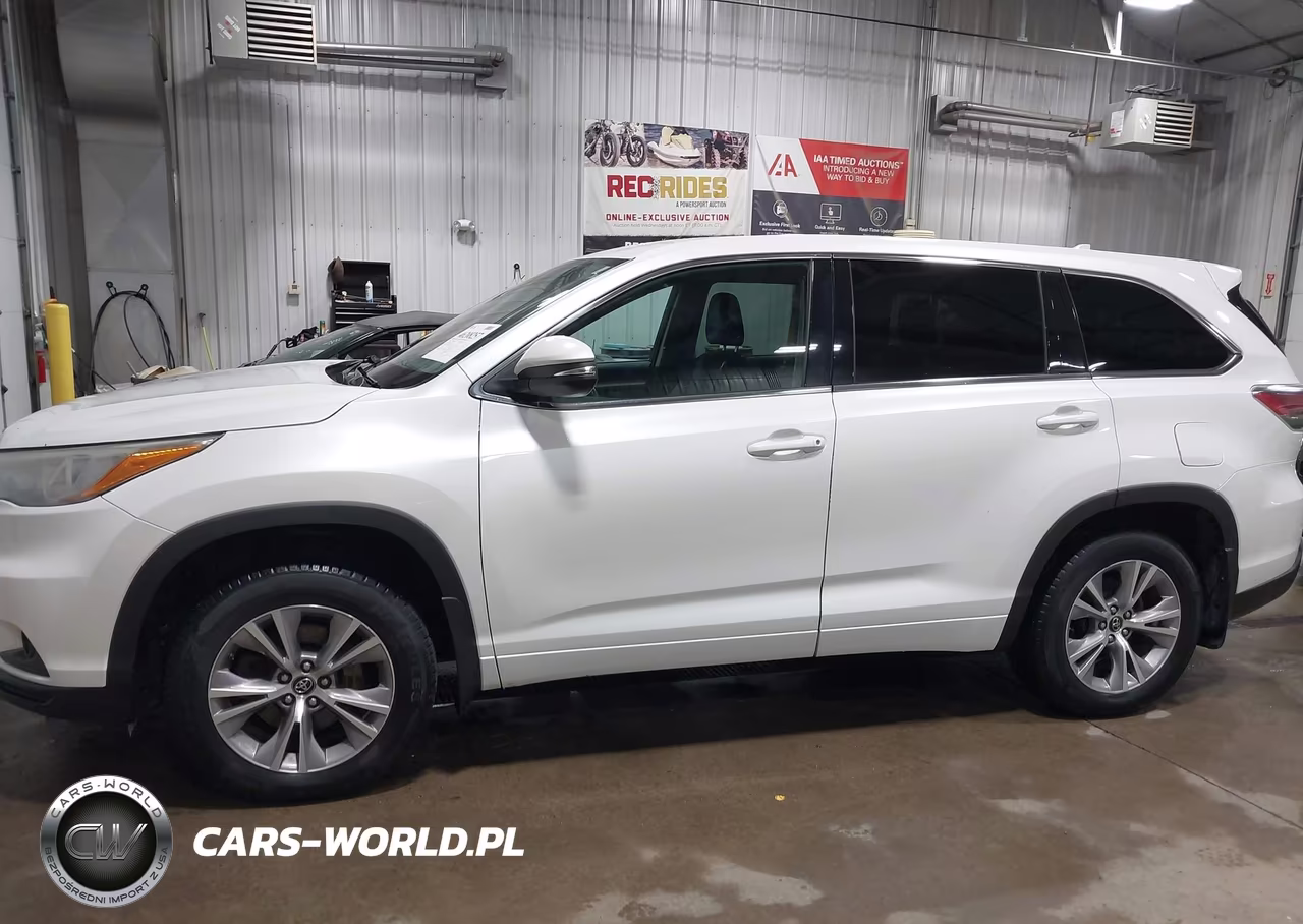 2016 Toyota Highlander Le Plus V6 VIN:5TDBKRFH9GS315794 - 14