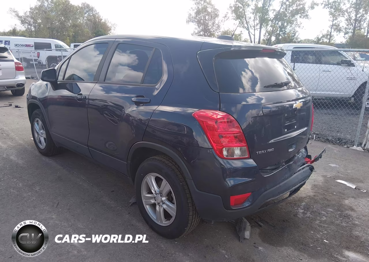 2019 Chevrolet Trax Ls VIN:3GNCJNSBXKL252230 - 3