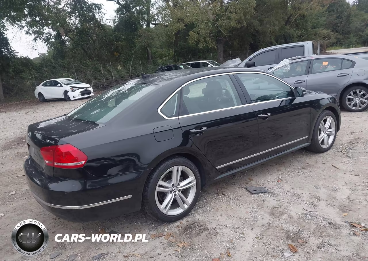 2014 Volkswagen Passat Tdi Sel Premium VIN:1VWCN7A3XEC028536 - 4