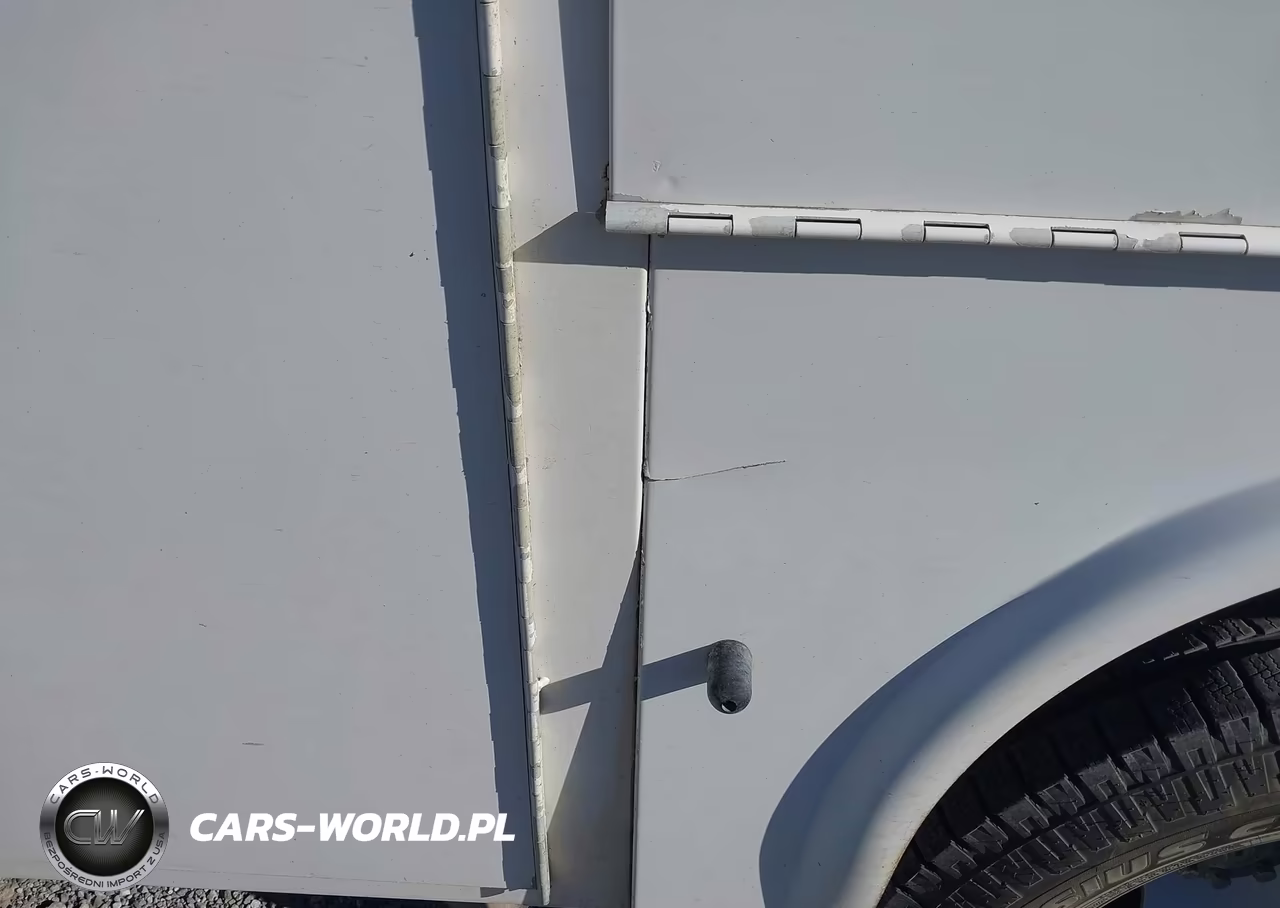 2022 Ford F-350 Chasis Xl VIN:1FD8X3H6XNEC27775 - 6