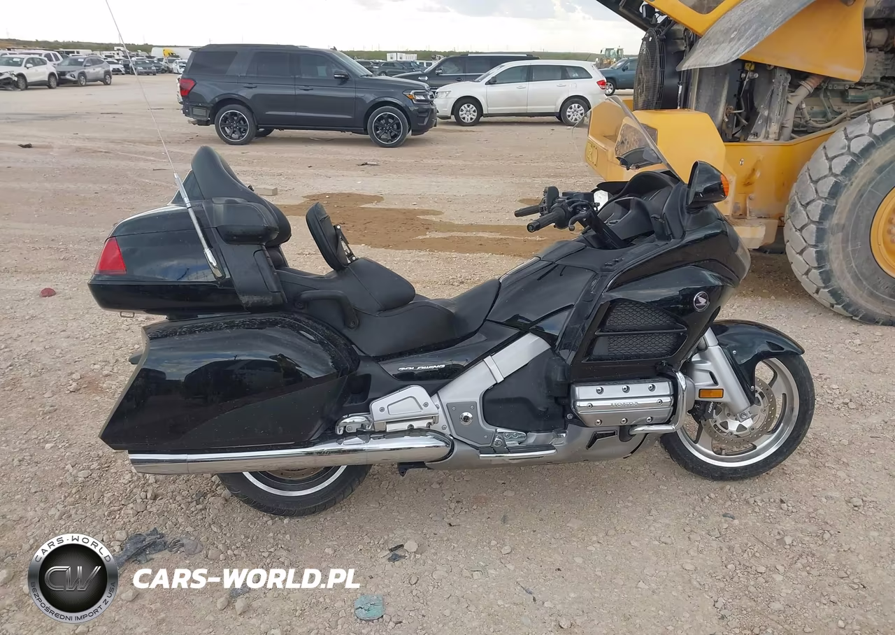 2015 Honda Gl1800 VIN:JH2SC68G8FK300491 - 12