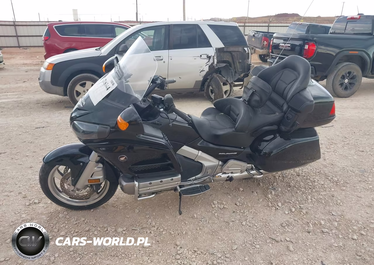 2015 Honda Gl1800 VIN:JH2SC68G8FK300491 - 2