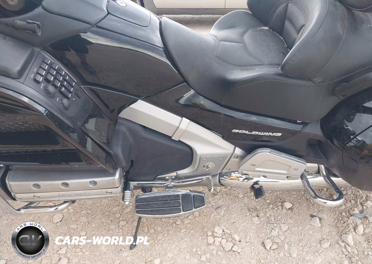 2015 Honda Gl1800 VIN:JH2SC68G8FK300491 - 9