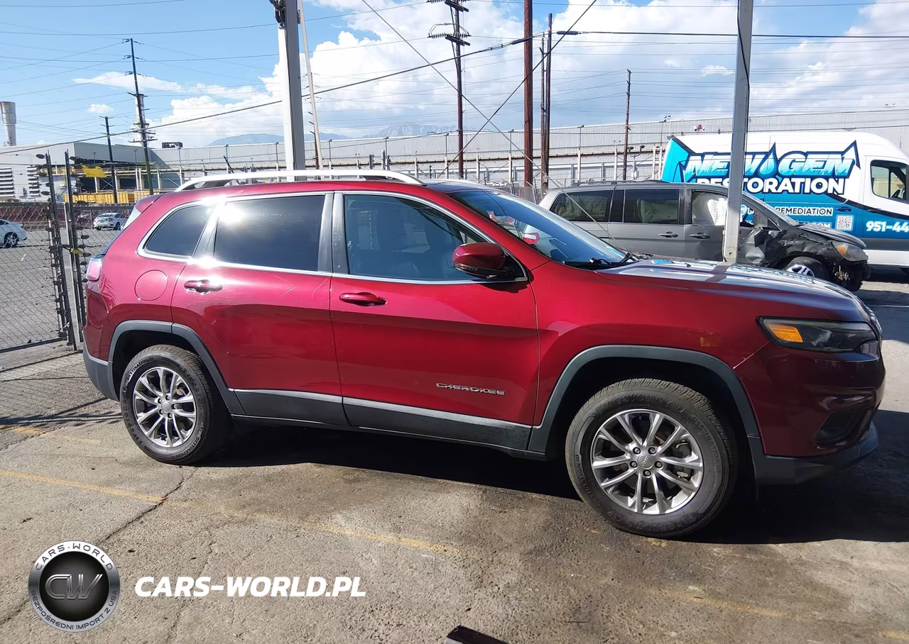 2019 Jeep Cherokee Latitude Plus 4X4 VIN:1C4PJMLXXKD236100 - 13