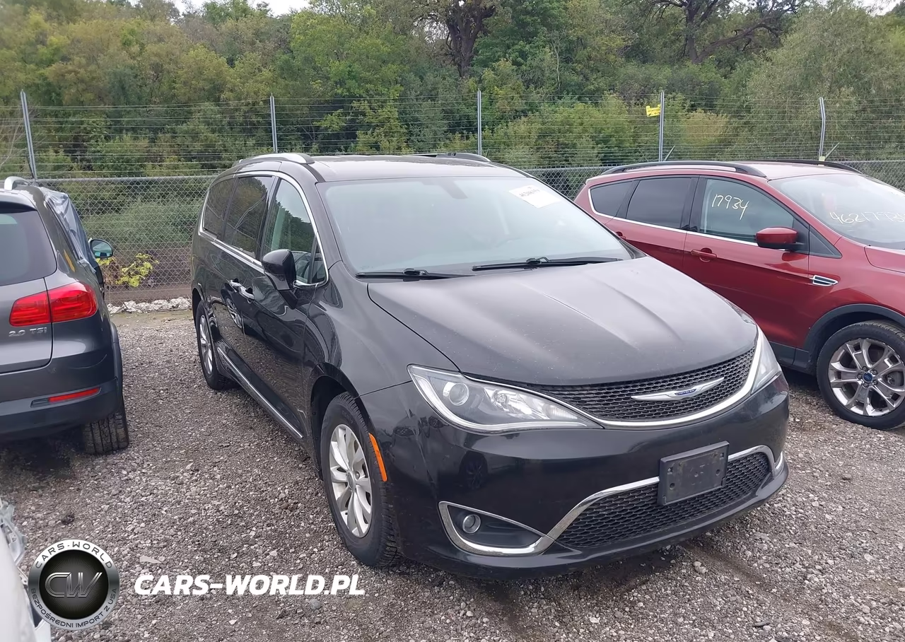 2019 Chrysler Pacifica Touring L