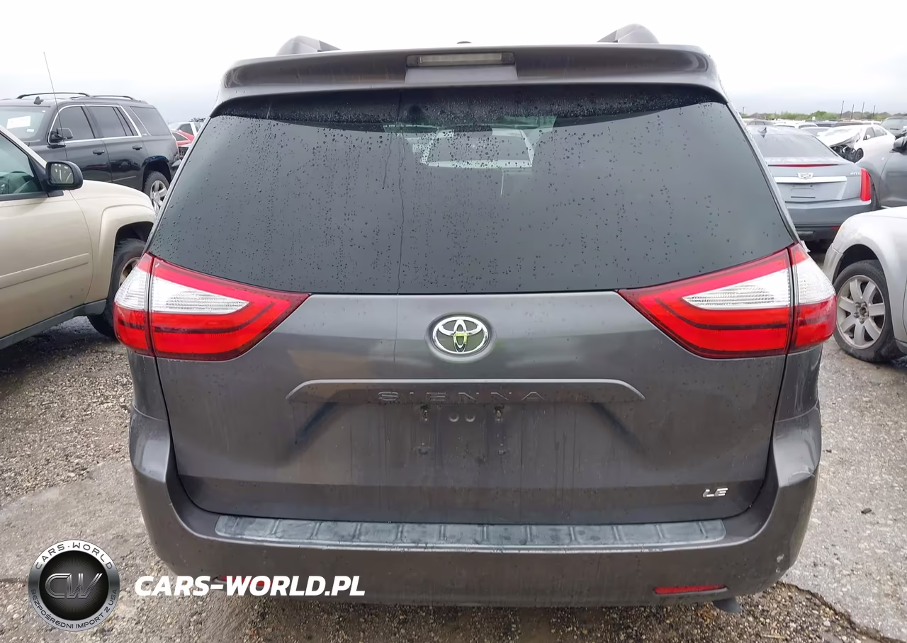 2015 Toyota Sienna Le VIN:5TDKK3DC8FS628015 - 16