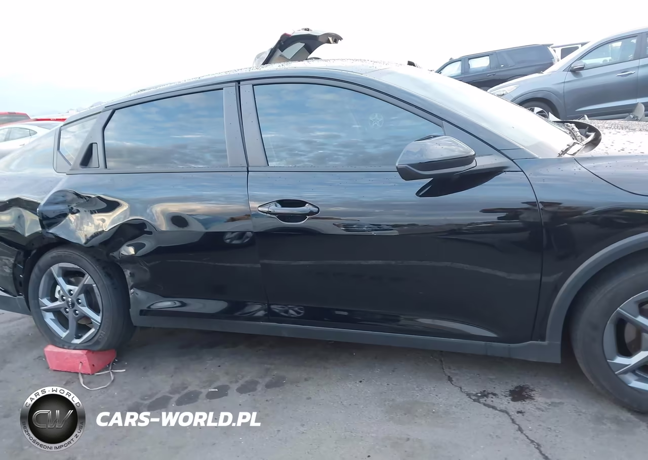 2026 Kia K4 Lxs VIN:3KPFT4DE2TE359795 - 13