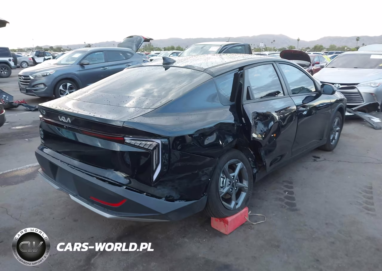 2026 Kia K4 Lxs VIN:3KPFT4DE2TE359795 - 4