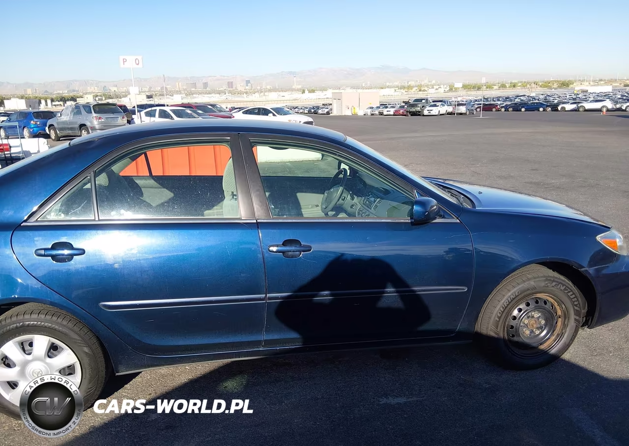 2003 Toyota Camry Le VIN:4T1BE32K93U661853 - 13