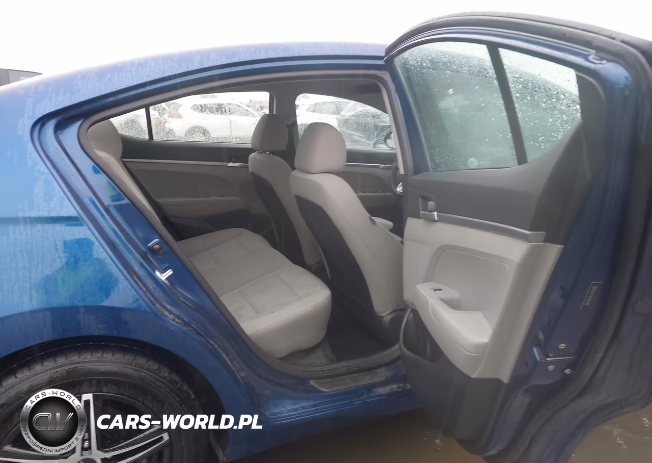 2019 Hyundai Elantra Se VIN:5NPD74LF1KH402488 - 8