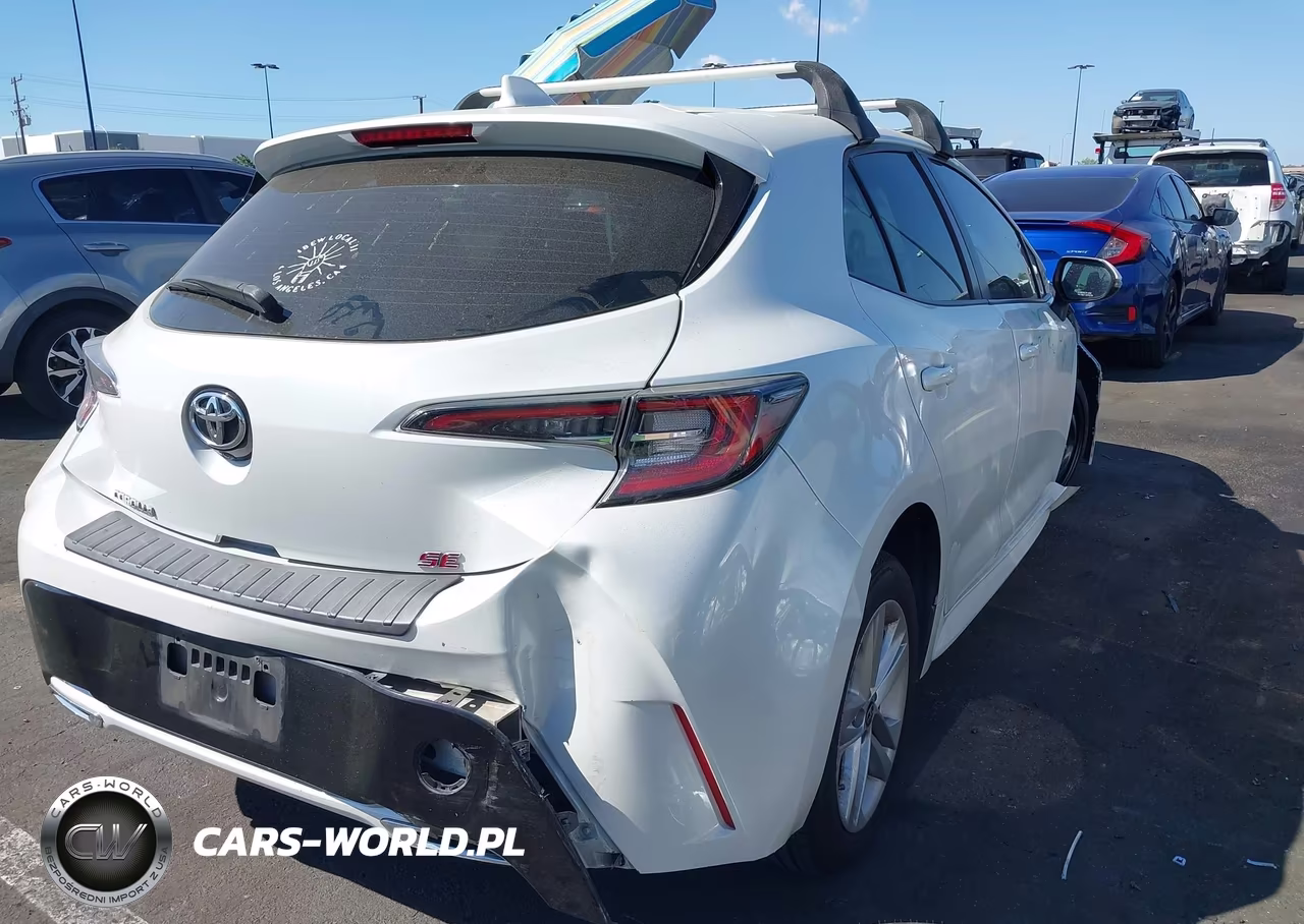 2021 Toyota Corolla Se VIN:JTND4MBE2M3109646 - 4