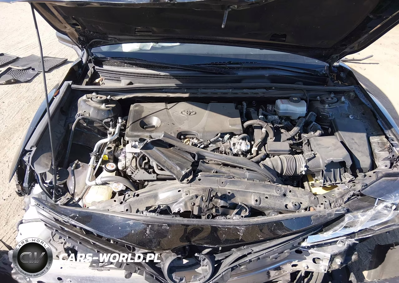2022 Toyota Camry Le Hybrid VIN:4T1C31AK4NU575725 - 10