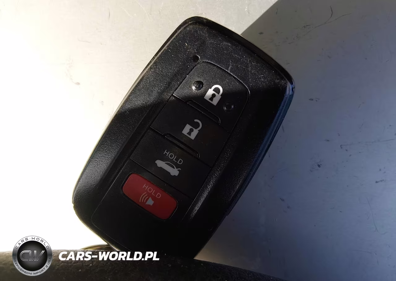2022 Toyota Camry Le Hybrid VIN:4T1C31AK4NU575725 - 11