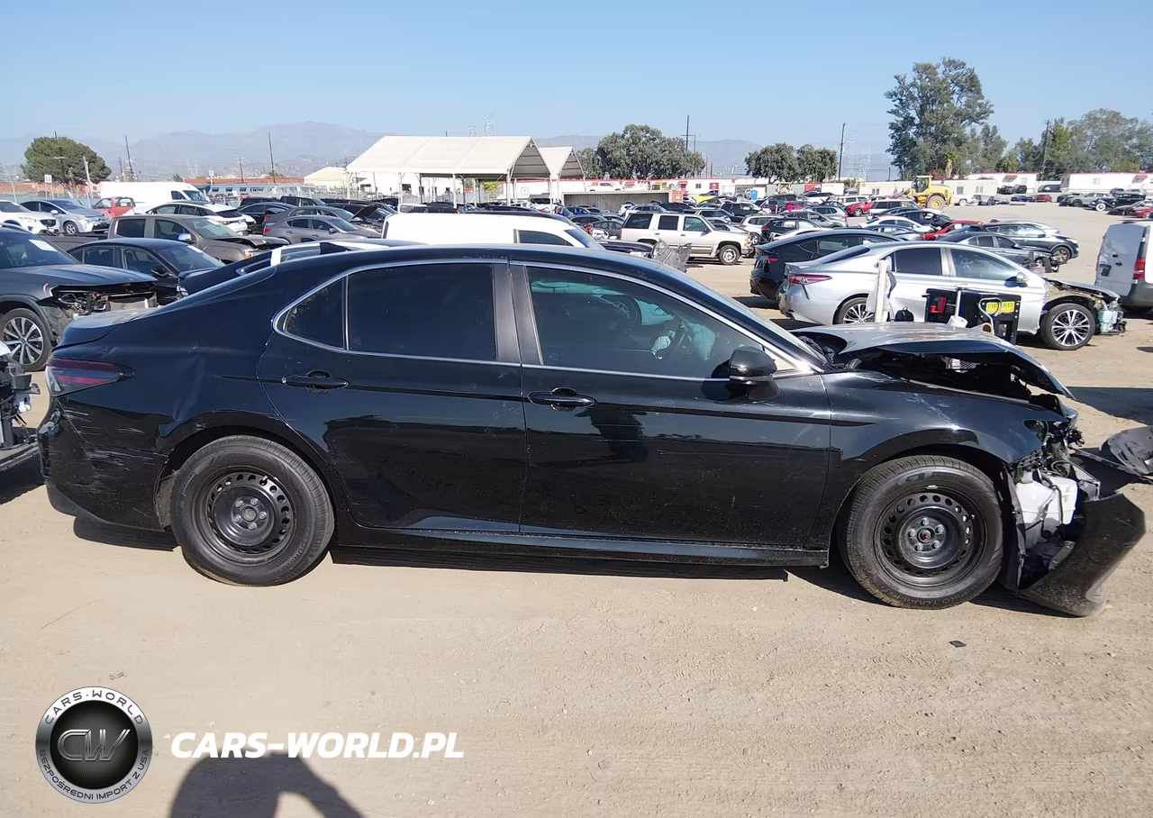 2022 Toyota Camry Le Hybrid VIN:4T1C31AK4NU575725 - 13