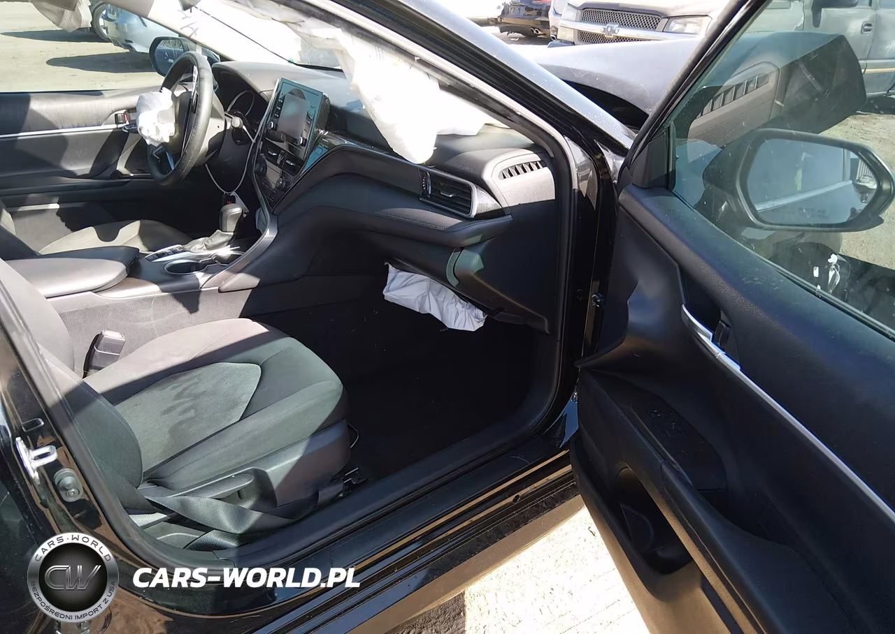 2022 Toyota Camry Le Hybrid VIN:4T1C31AK4NU575725 - 5