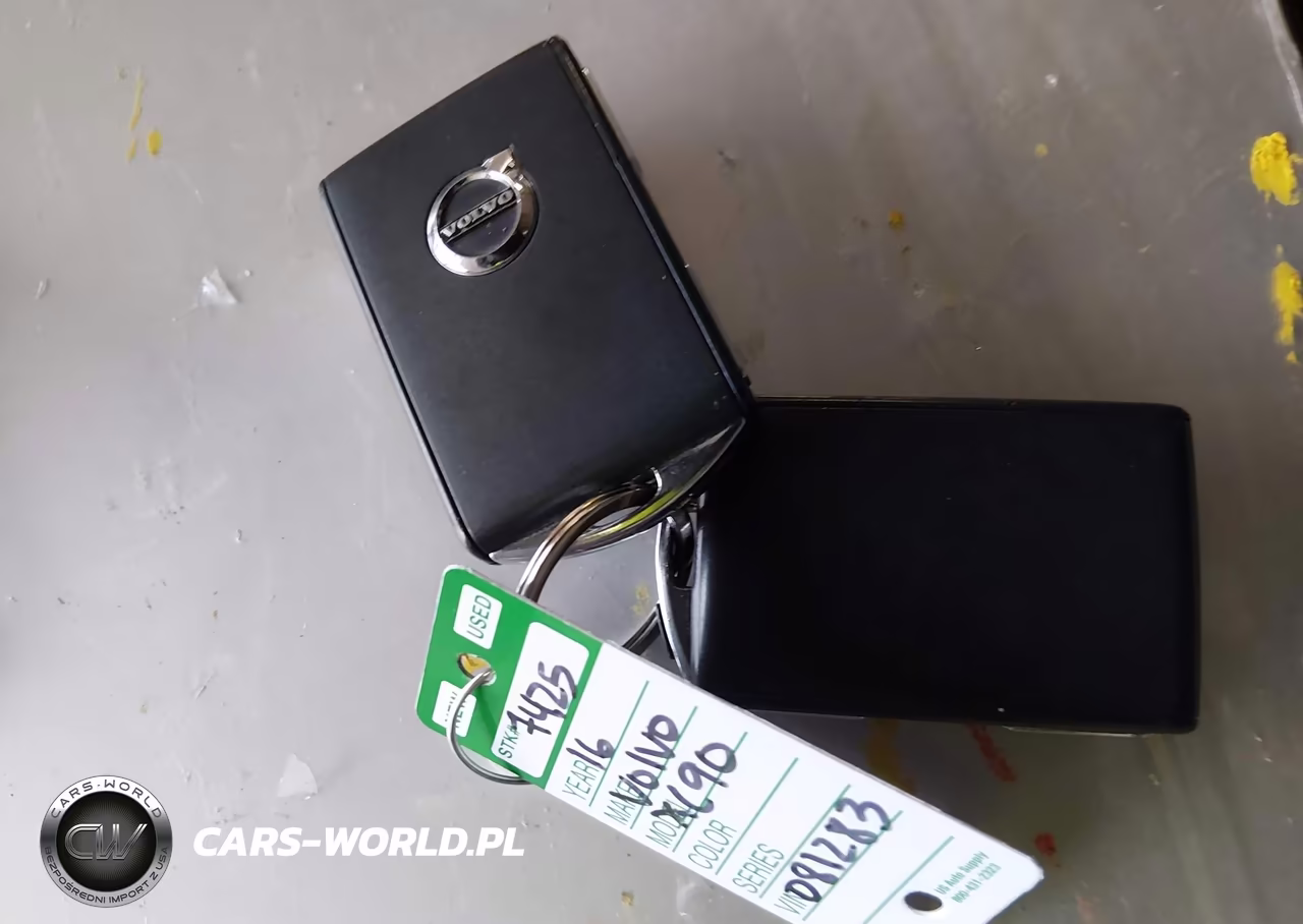 2016 Volvo Xc90 Hybrid T8 Momentum VIN:YV4BC0PK0G1081283 - 11