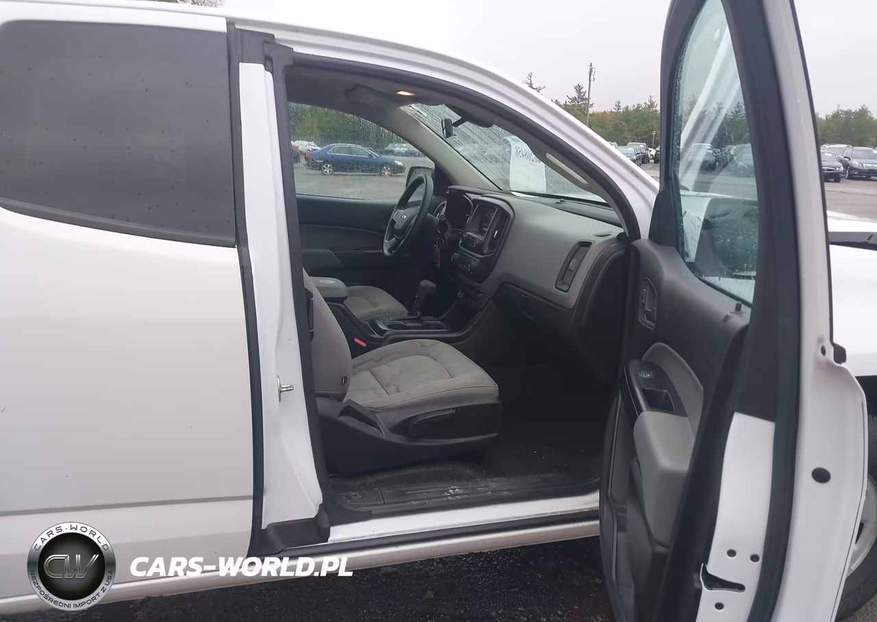 2017 Chevrolet Colorado Wt VIN:1GCHTBEAXH1243361 - 5