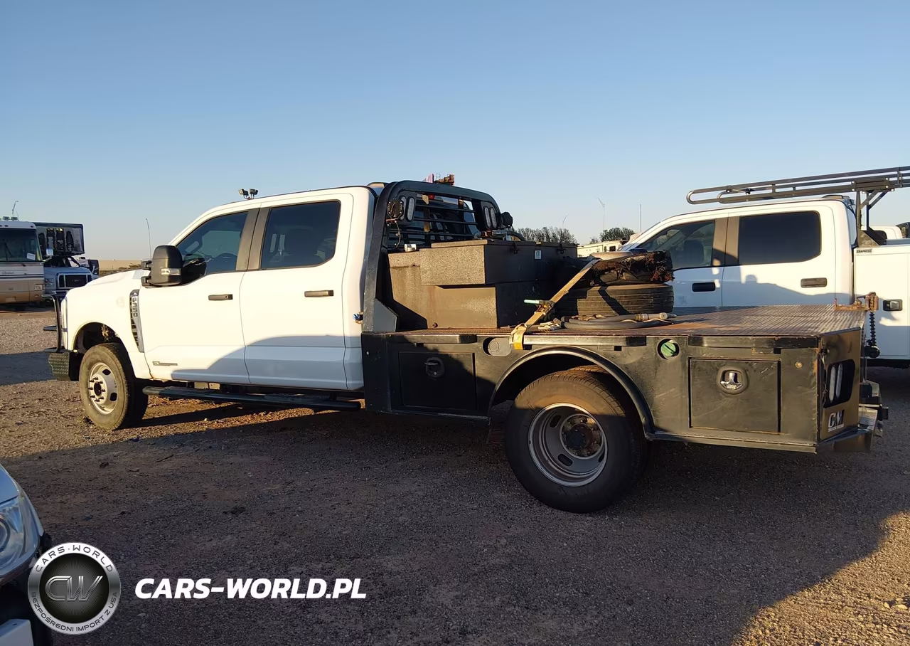 2024 Ford Super Duty F-350 Drw Xl VIN:1FD8W3HT2REC93607 - 15
