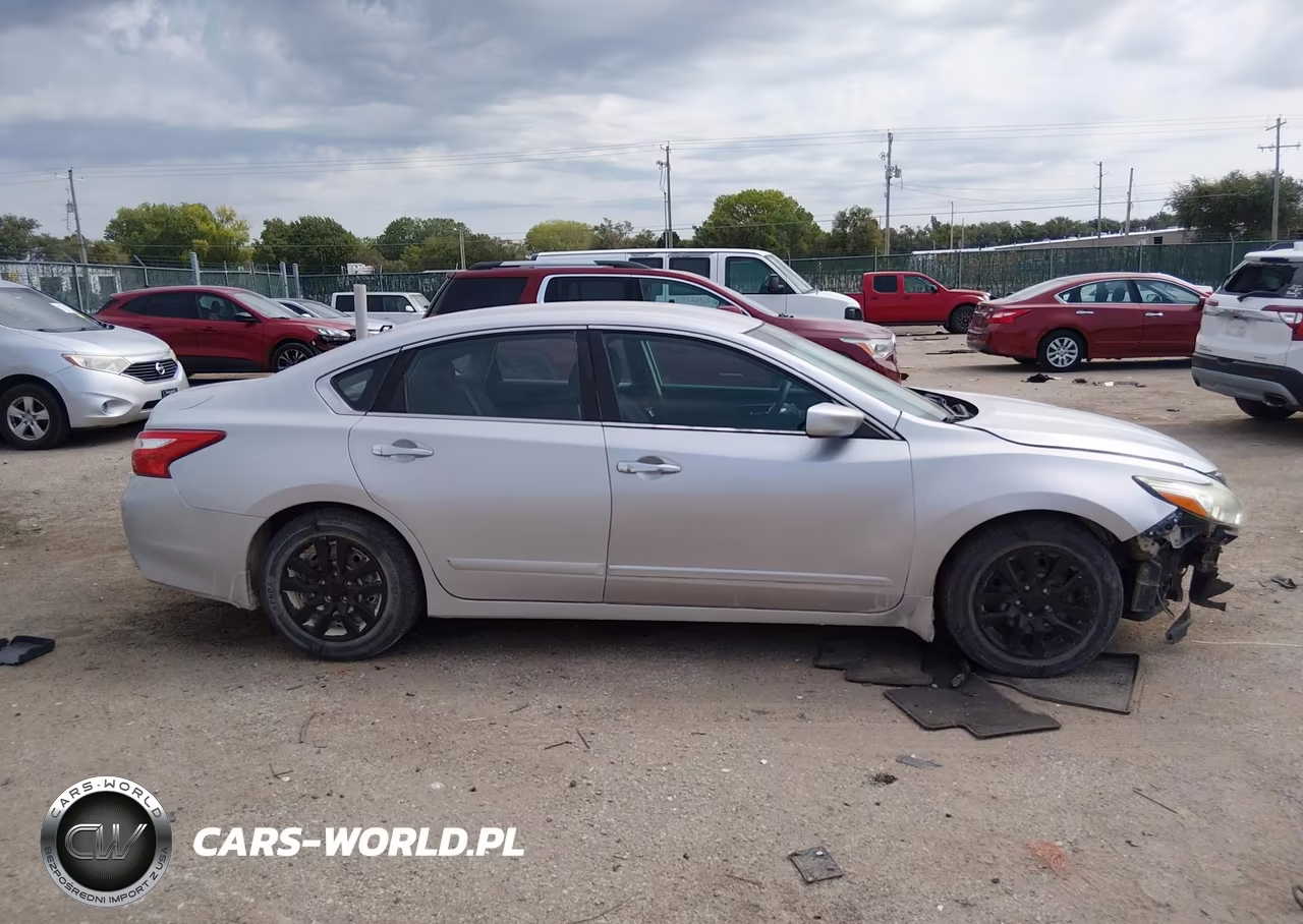 2017 Nissan Altima 2.5 S VIN:1N4AL3AP5HC226706 - 13