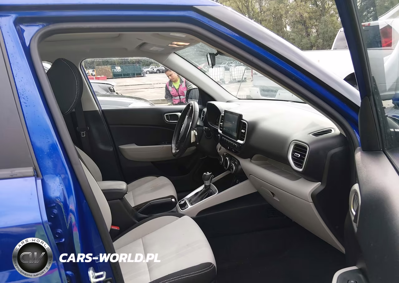 2025 Hyundai Venue Sel VIN:KMHRC8A34SU376567 - 5